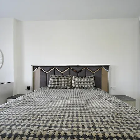 2+1 Kurt Safir 16